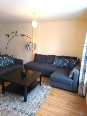 Fabulous 2 bed apt 10 mins from City Centre